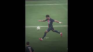Désiré Doué against Inter at Final 