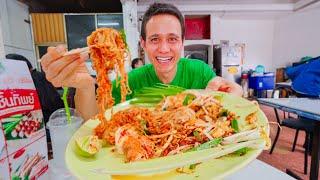 Thai Street Food - 5 MUST-EAT Fried Noodles in Bangkok!!  (Best Ever Pad Thai!!)
