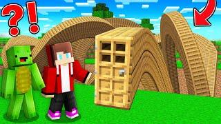 JJ and Mikey Found The LONGEST CURSED DOOR in Minecraft Maizen!