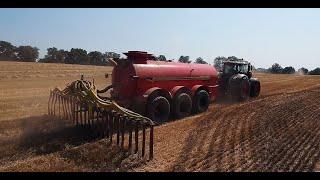 Manure Tank Dribble Bar versus Spray Spreading Liquid Manure. Manure hauling comparison. Farming