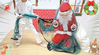 Kids Caught Santa Claus on Christmas