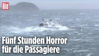 Fähre gerät bei der Überfahrt in schwere See | Ponza (Italien)