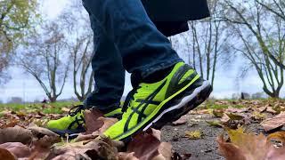 ASMR Nike Vomero 14 and ASICS Kayano 27 show off in Park and crush Tree bark