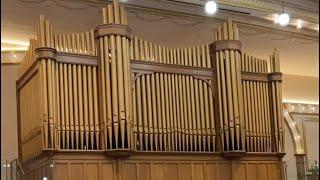 STUNNING 102 Year Old organ!