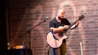 Andy Mckee - "Aerial Boundaries" (Michael Hedges) - Live @ Six Bars Jail, May 28th, 2015