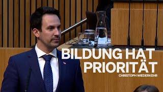 "Bildung hat Priorität"  | Christoph Wiederkehr