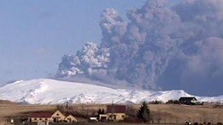 Air space closed over part of Iceland as Bardarbunga volcano begins erupting