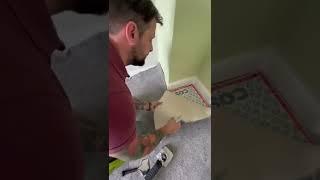 HOW TO CUT CARPET TO FIT A TRIPLE CORNER #carpet #homeimprovement #flooring #diy #shorts #shortvideo