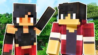 Teaching My Wife APHMAU To Play Minecraft!