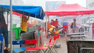 Amazing Street Food in Heavy Rain! Cambodia Wok Skills, Cooking Food in Heavy Rain, Phnom Penh