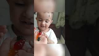 happy happy happy with jelly candies#cutebabyexpressions#ytshorts#trendingonshorts#yana'sworld