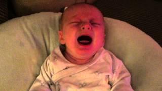 4 months old baby crying for 30 sec for milk