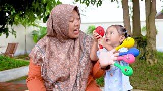 ARACELLI Learn Colors & Play Water Balloons - Finger Family Song Nursery Rhymes