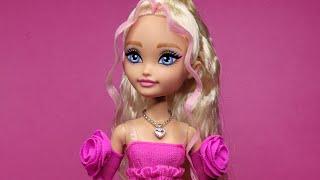 Barbie Dream Besties Barbie “Malibu” Fashion Doll With 8 Makeup & Hair Themed Accessories