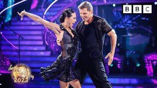 Nigel Harman and Katya Jones Salsa to Suavemente by Elvis Crespo   BBC Strictly 2023