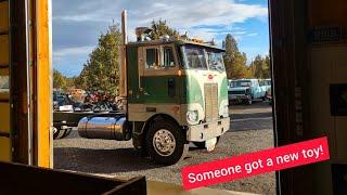 Peterbilt 352 cabover gets a new home