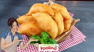 PANZEROTTI PUGLIESI. Original recipe of panzerotti pugliesi. In the kitchen with Paolina