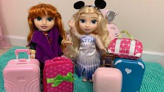 Elsa and Anna toddlers Packing for Disney Vacation ️
