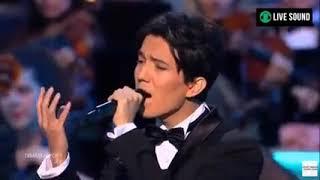 وسعت صدای عجیب "دیماش" خواننده قزاقستانی که لقب "فرازمینی" را گرفته