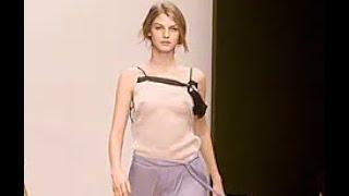 PRADA Spring 2000 Milan - Fashion Channel