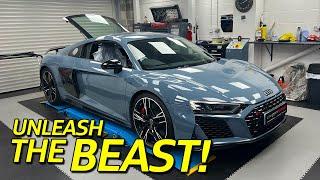 Unleashing the Beast: Audi R8 V10 Performance Facelift | Carbon Fibre Upgrades Revealed