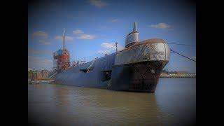 Soviet Submarine on the River Medway. Inside was a Surprise!