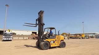 2008 Caterpillar DP100 10 Ton Forklift - Dubai, UAE Auction 23 & 24 March