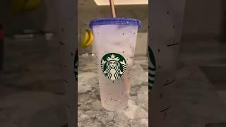 Color changing Starbucks cup! #starbucks #cute #cup #fypシ