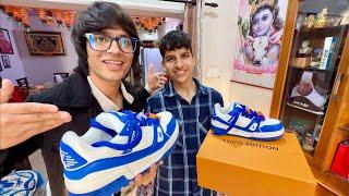 2 Lakh K Shoes  Gift De Diye