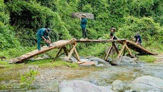 The Kind Policeman Helped Us Build a Bridge Over a Stream, Cooking, Mountain Family Life | EP. 73