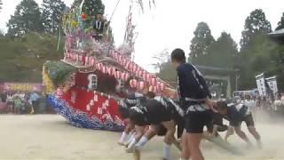 Higanbune boat spinning at the Kumano fude brush festival