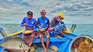 கடல் மேல் சமைத்த சுவையான வெள மீன் குழம்பு | Emperor Fish Curry