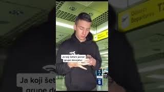 VICOSTEIN: POV PROLAZIŠ PORED GRUPE DEVOJAKA