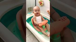 Baby bathtub #cutebaby #baby #babyboy