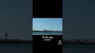 Airplane in Sydney AirPort #sydneytravel #svetlanazara #szplanet #videographergirl