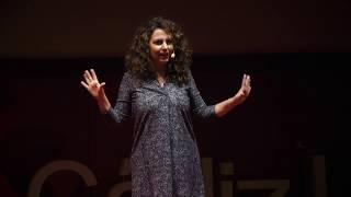 Necesitamos reprogramar nuestra concepción de amor romántico? | Susana Ginesta | TEDxCadizUniversity