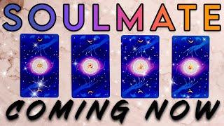 Your Soulmate is on the way!  || Tarot Reading