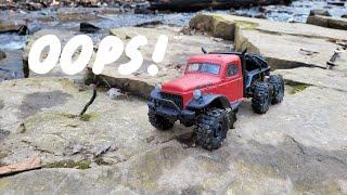 FMS Atlas 6x6 trail riding (slipped down waterfall disaster)