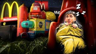 DORMIR DANS UN PARC DE JEU MCDO ! (c'était horrible)