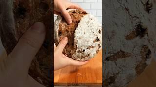 Raisin walnut loaf  #fallbaking #breadloaf #breadbaking