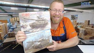 MBK unboxing #991 - 1:72 Centurion Mk. 5/1 RTR & T-90 Russian MBT (Vespid Models 720017s, 720025s)