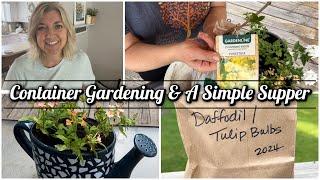 Container Gardening | Slowcooker Chicken Thighs | Garden Projects