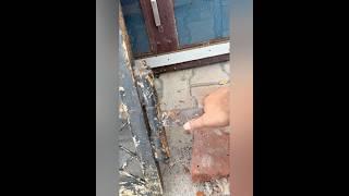 Old gate restoration | Rust hataane ka sasta jugad | Public Suggestion