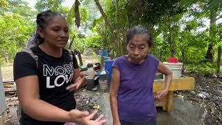 Doña Joncha no quiere botar la casa viejaella nos comenta la razón