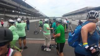 The last Trikke enthusiasts crosses the bricks