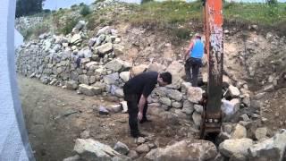 Building a dry Granite stone wall