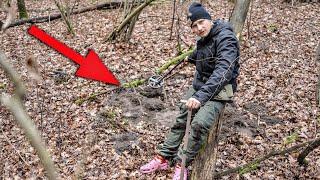 Diebesgut & Knochen mitten im Wald am Ort des Gold Schmucks gefunden!! (Metalldetektor Schatzsuche)