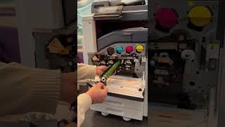How to replace a drum cartridge from the Xerox VersaLink C7100? #howto #shorts #printer #xerox