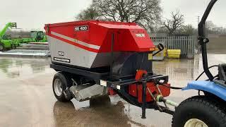 Trilo SG400 Vacuum Sweeper (ST11994)