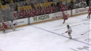 Kasimir Kaskisuo's amazing behind-the-back save (10-31-14)